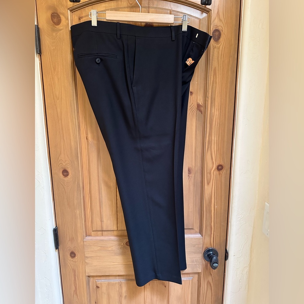 Haggar Premium Black Trousers - Picture 2 of 6